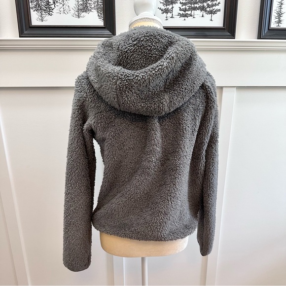 Patagonia Gray Fleece Hoodie - Picture 2 of 10